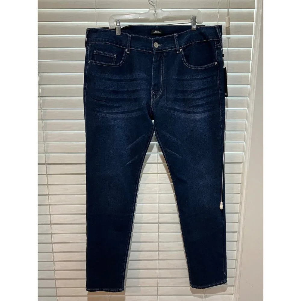 True Religion Rocco Relaxed Skinny Jeans w/Gray NWT -  MSRP $159 Size‎
